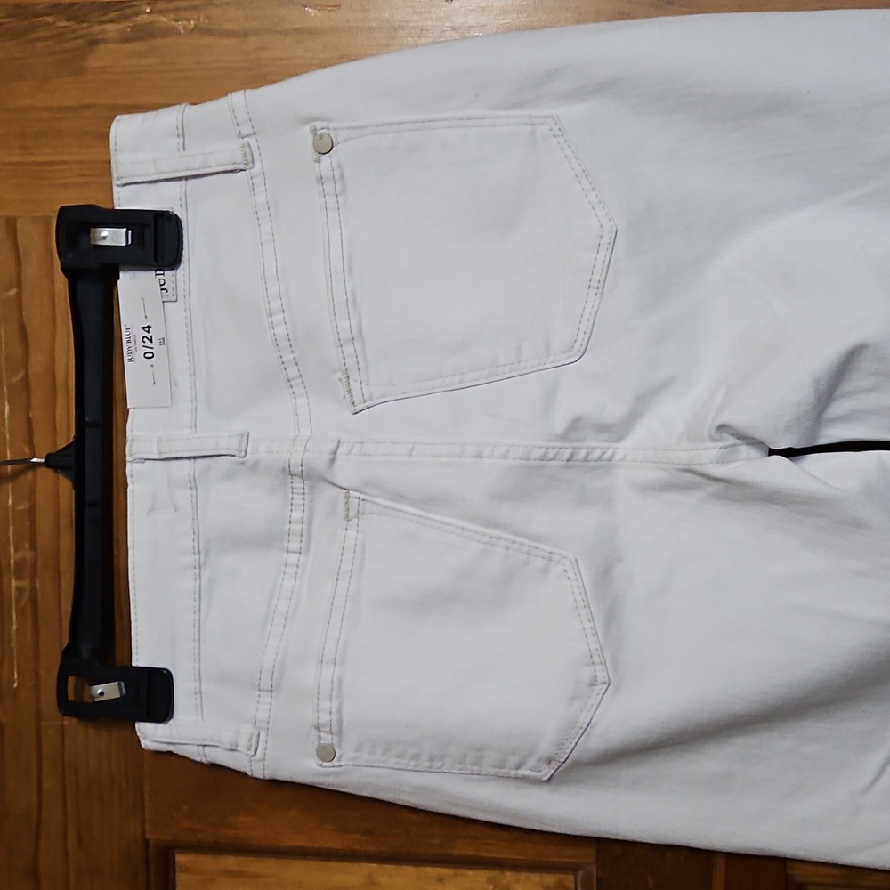 NWT Judy Blue White Skinny Fit High Waisted Denim Jeans With Destroyed Hems - Picture 8 of 14